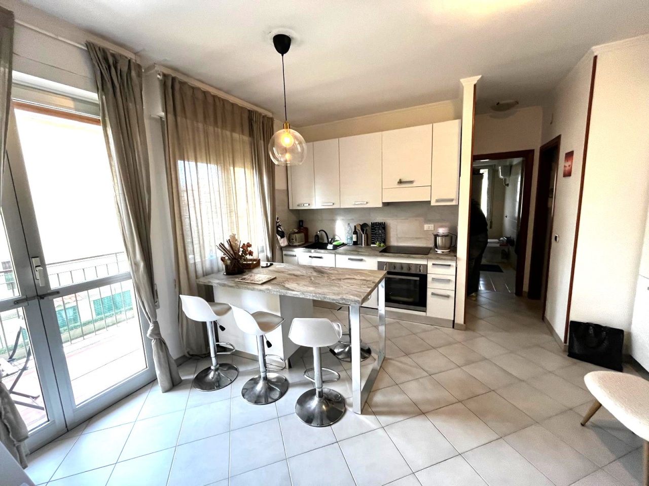 Bilocale con terrazzo in mammoli, Campi Bisenzio