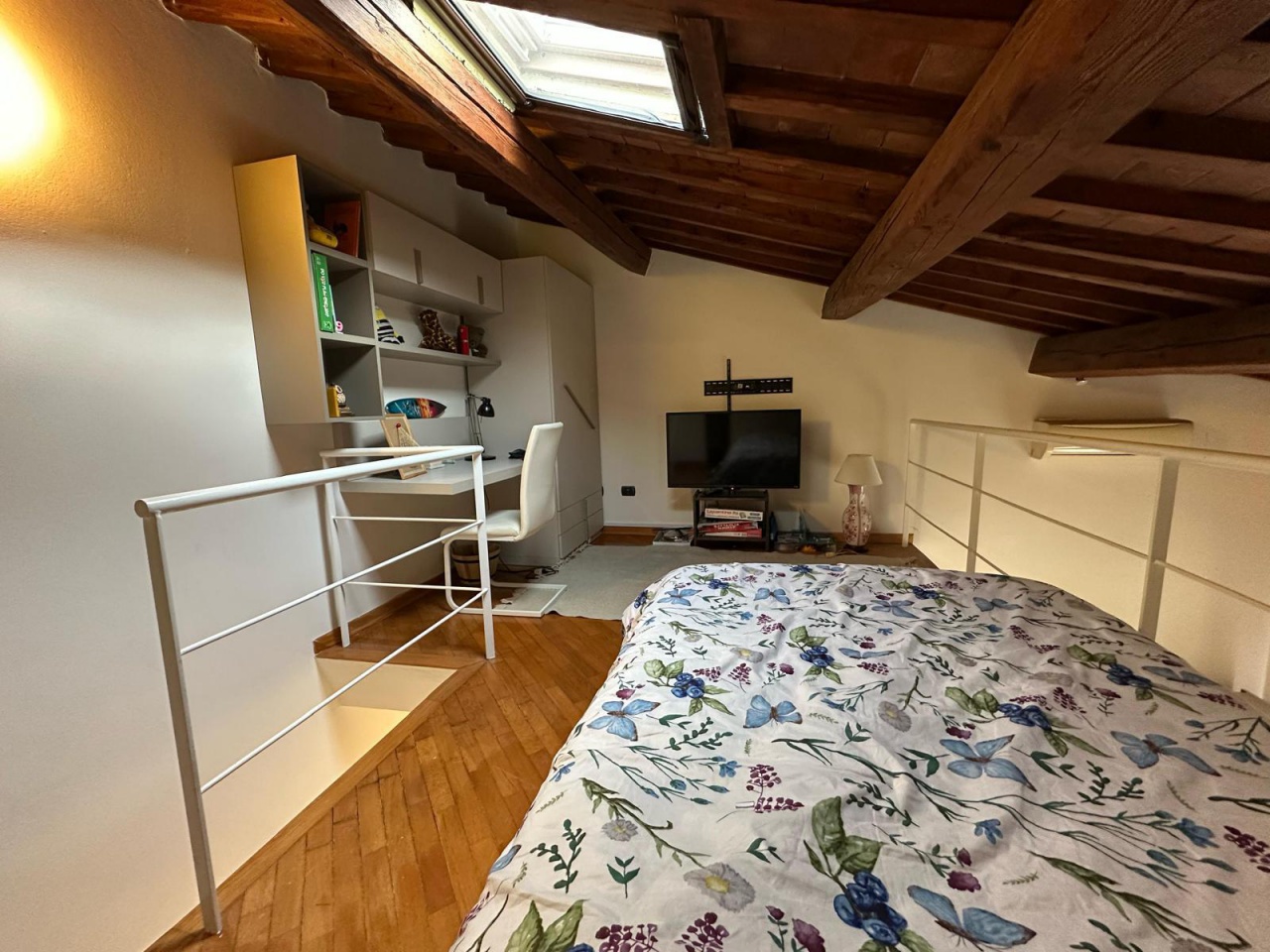 Casa indipendente con giardino in via san filippo, Signa