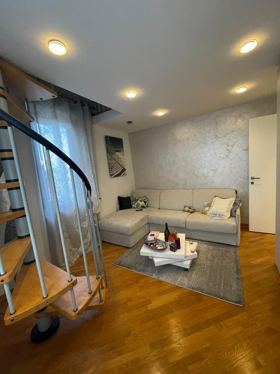 Casa indipendente con giardino in via san filippo, Signa