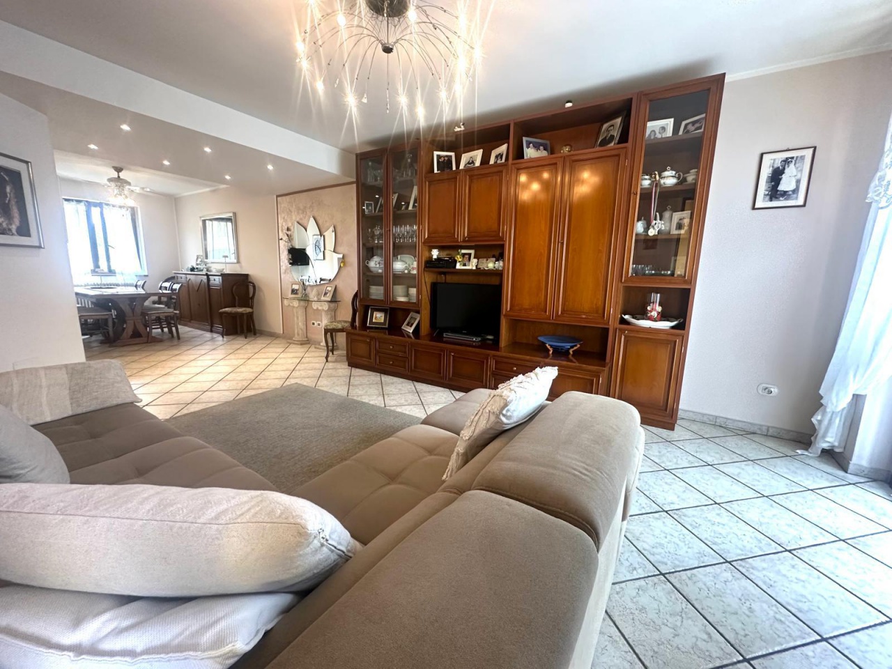 Villa con giardino in via dei mille, Campi Bisenzio