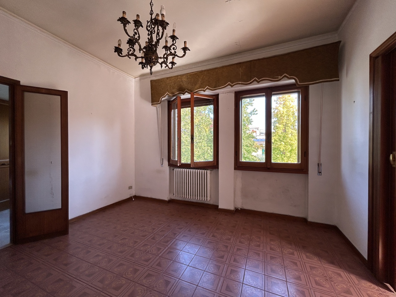 Casa indipendente con giardino in via della crescia, Campi Bisenzio