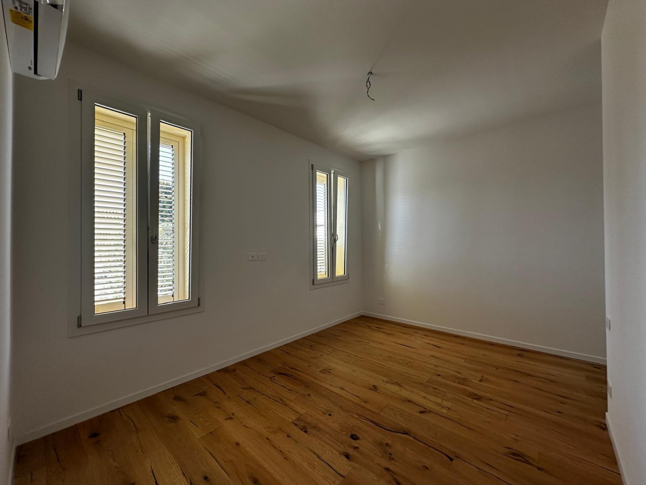 Casa indipendente con giardino in via della crescia, Campi Bisenzio