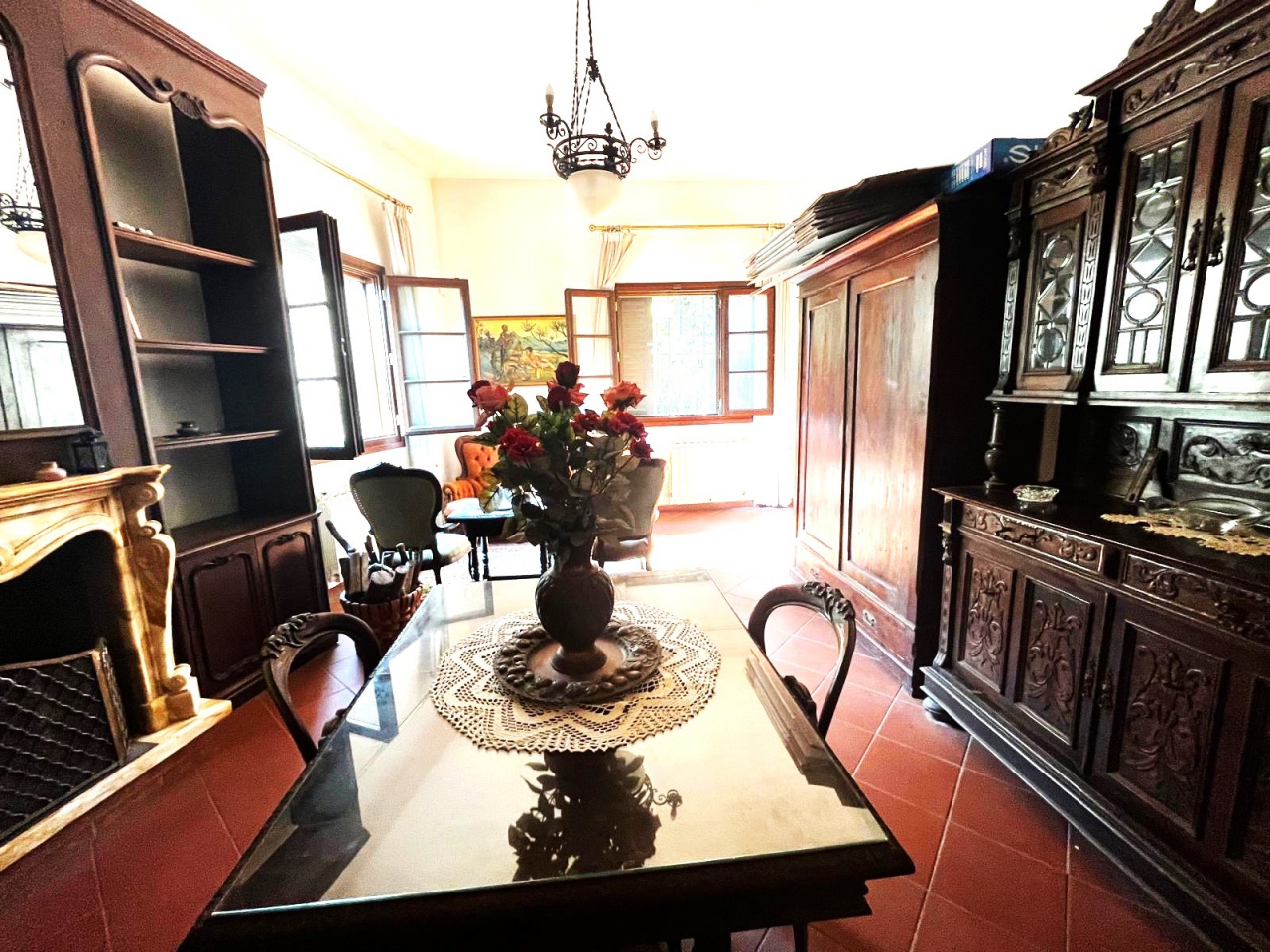 Villa con giardino in via pistoiese, Campi Bisenzio