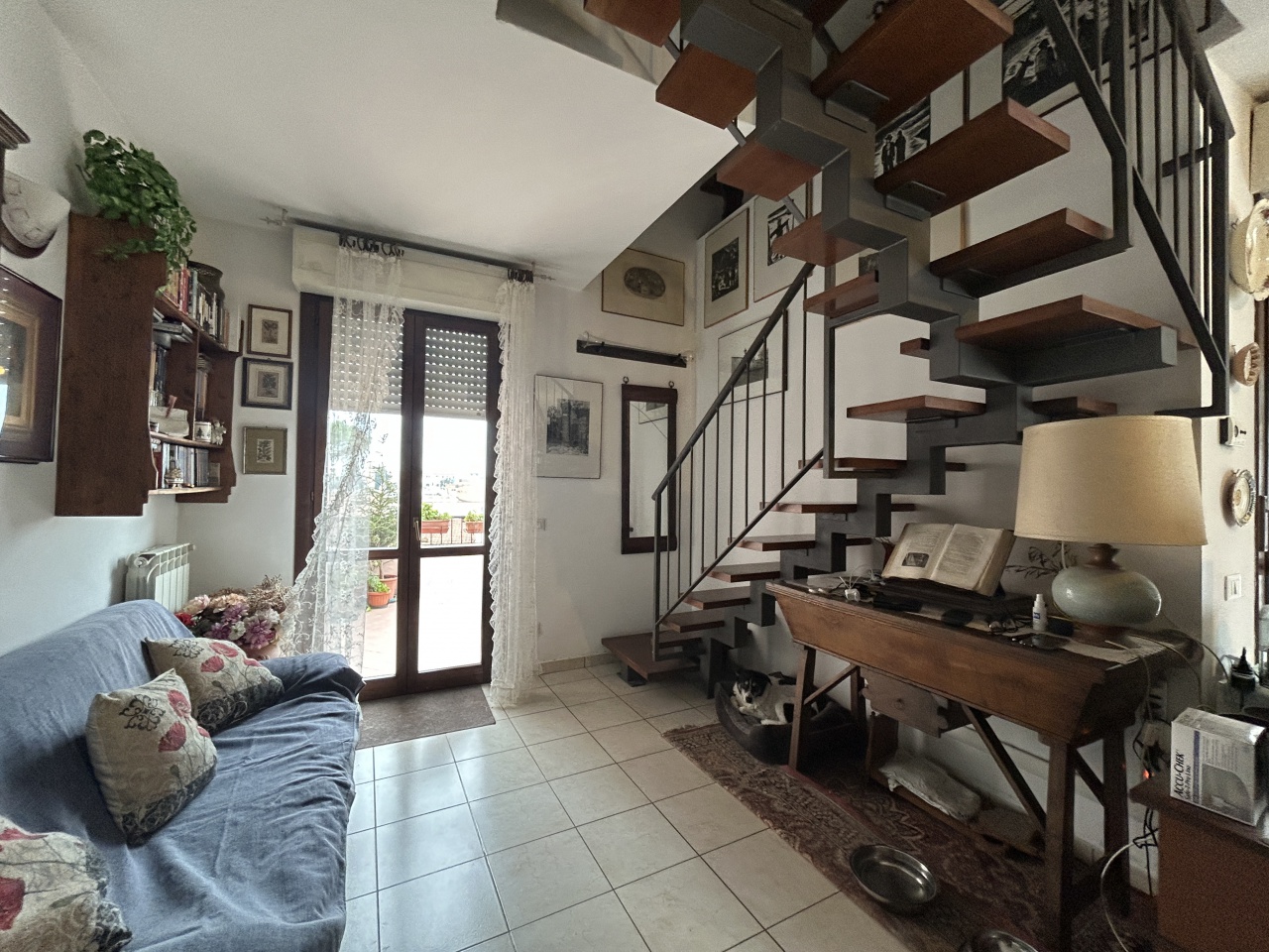 Attico con terrazzo in via piave, Campi Bisenzio