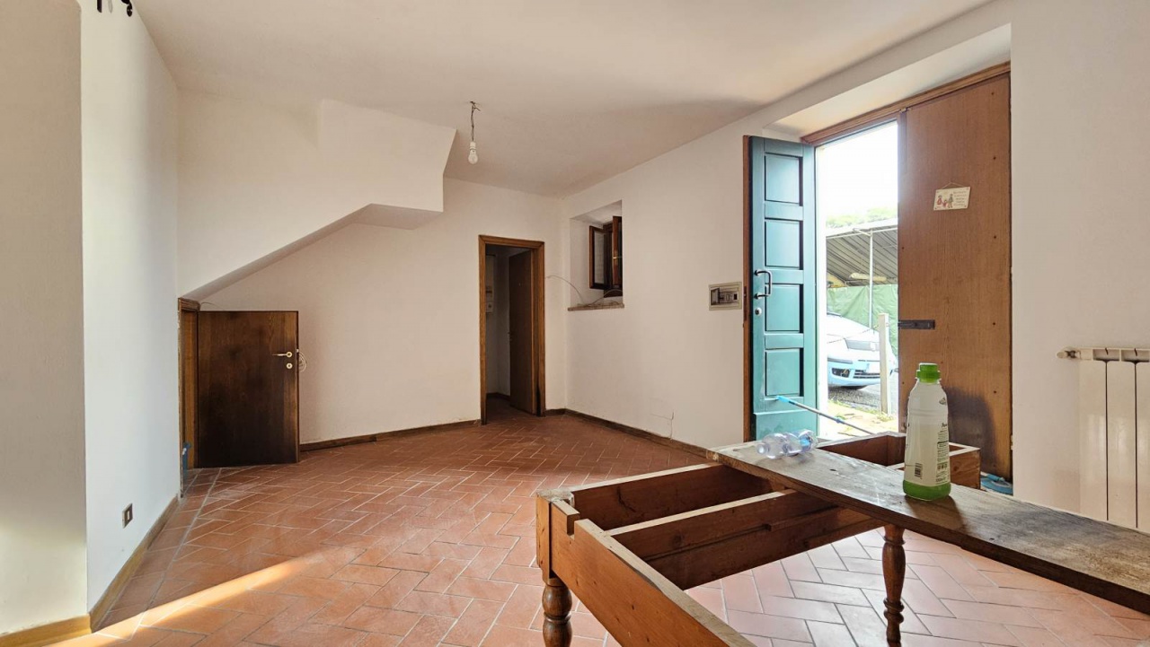 Casa indipendente con giardino a Carmignano