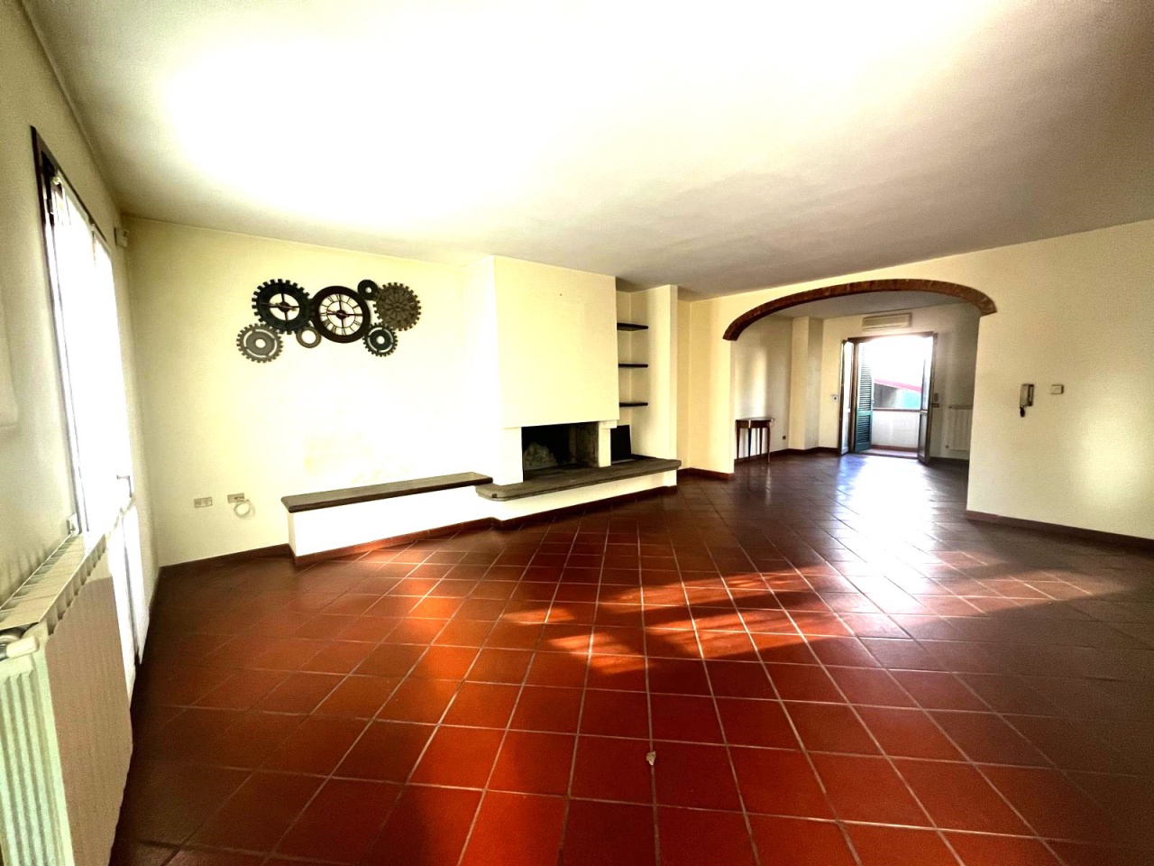 Villa con giardino in via becagli, Poggio a Caiano