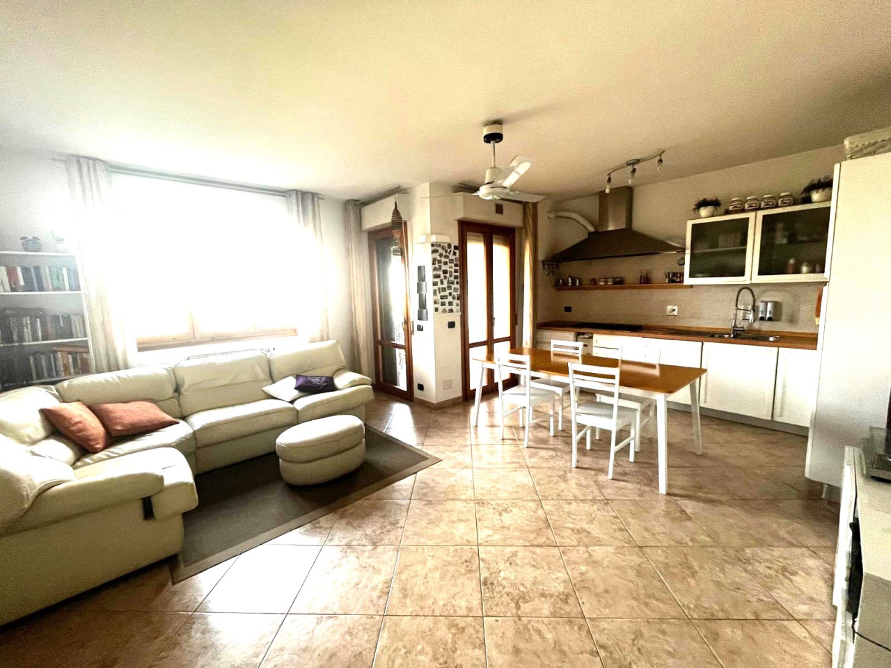 Appartamento con terrazzo a Campi Bisenzio