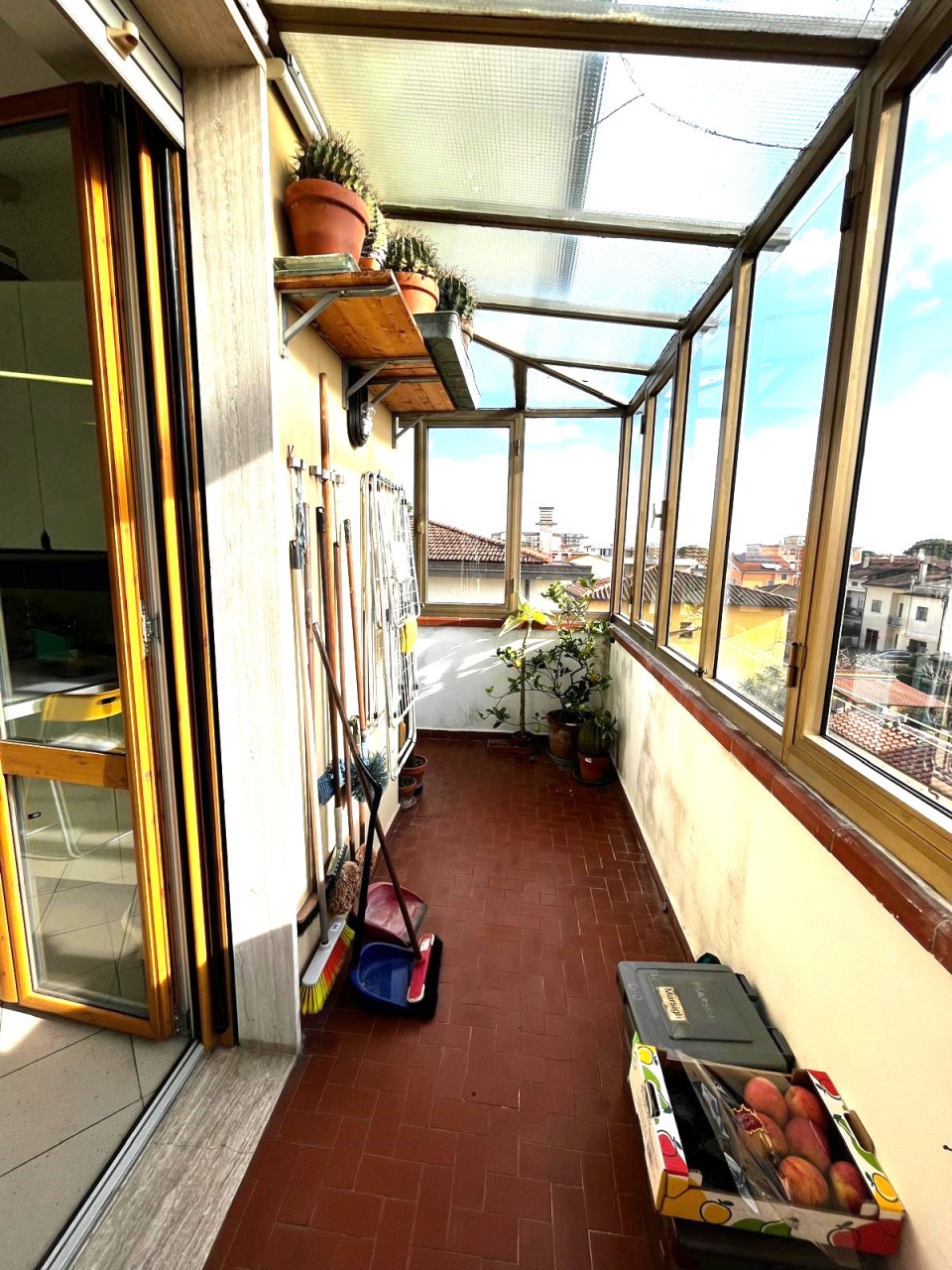 Attico con terrazzo in via di sotto, Campi Bisenzio