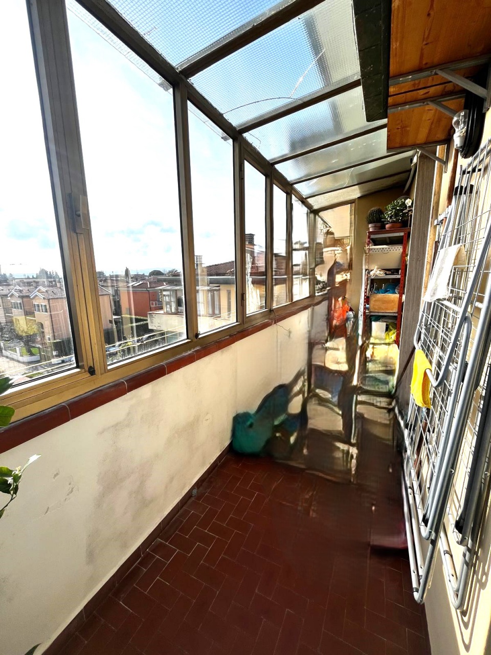 Attico con terrazzo in via di sotto, Campi Bisenzio