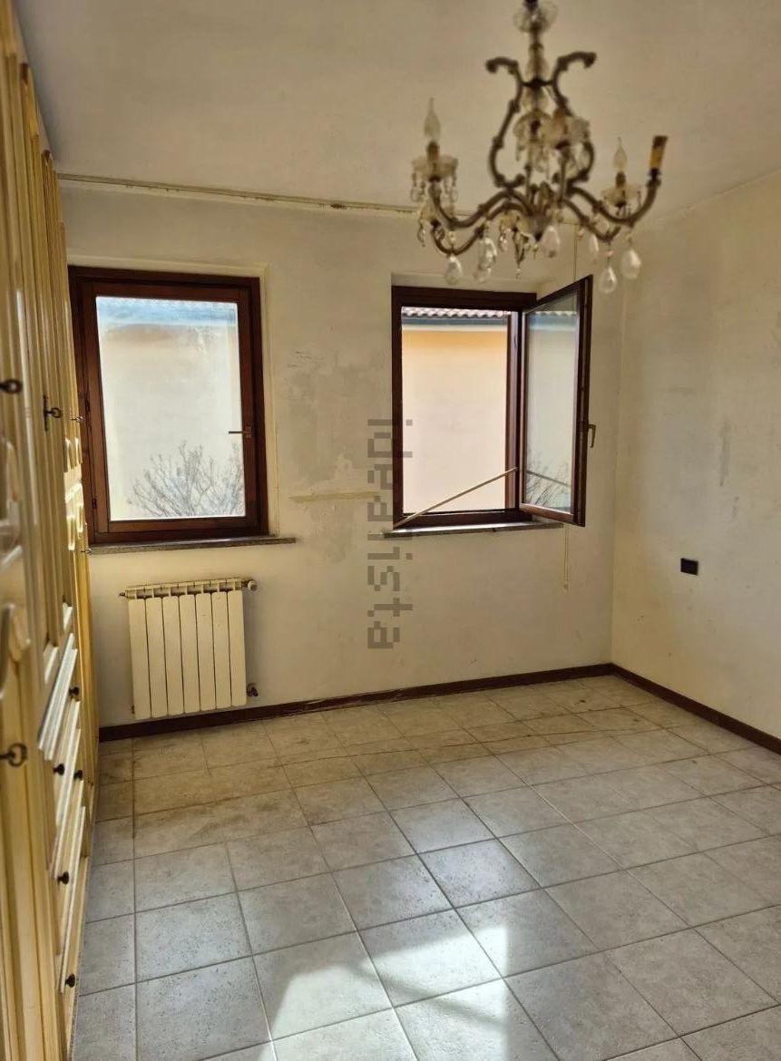 Bilocale con terrazzo a Signa