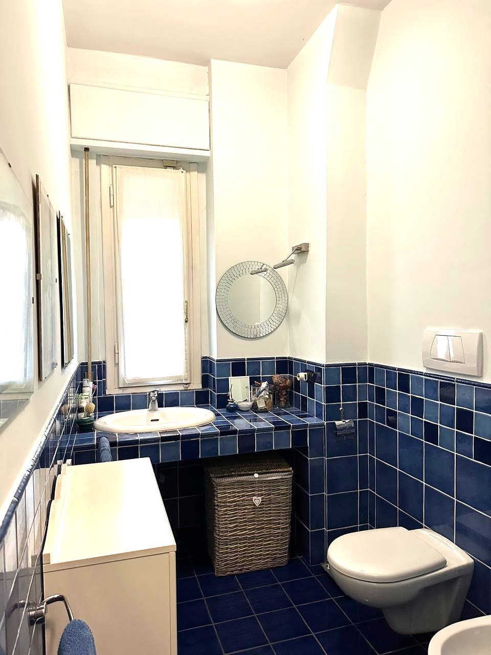 Appartamento con terrazzo in via cavour, Firenze