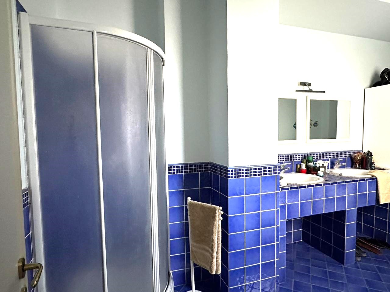 Appartamento con terrazzo in via cavour, Firenze