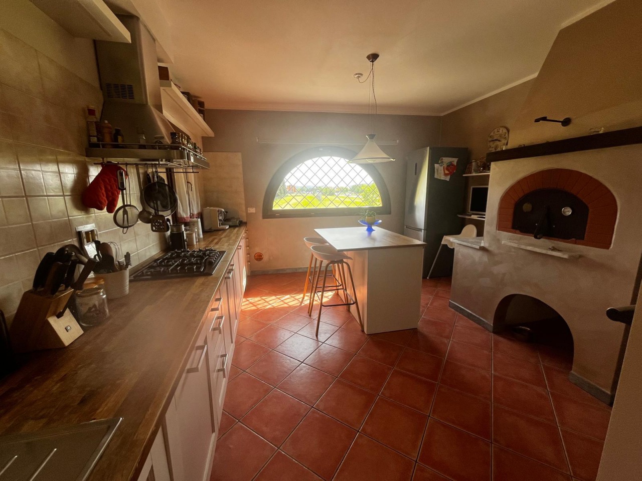 Villa con terrazzo in via san lorenzo, Campi Bisenzio