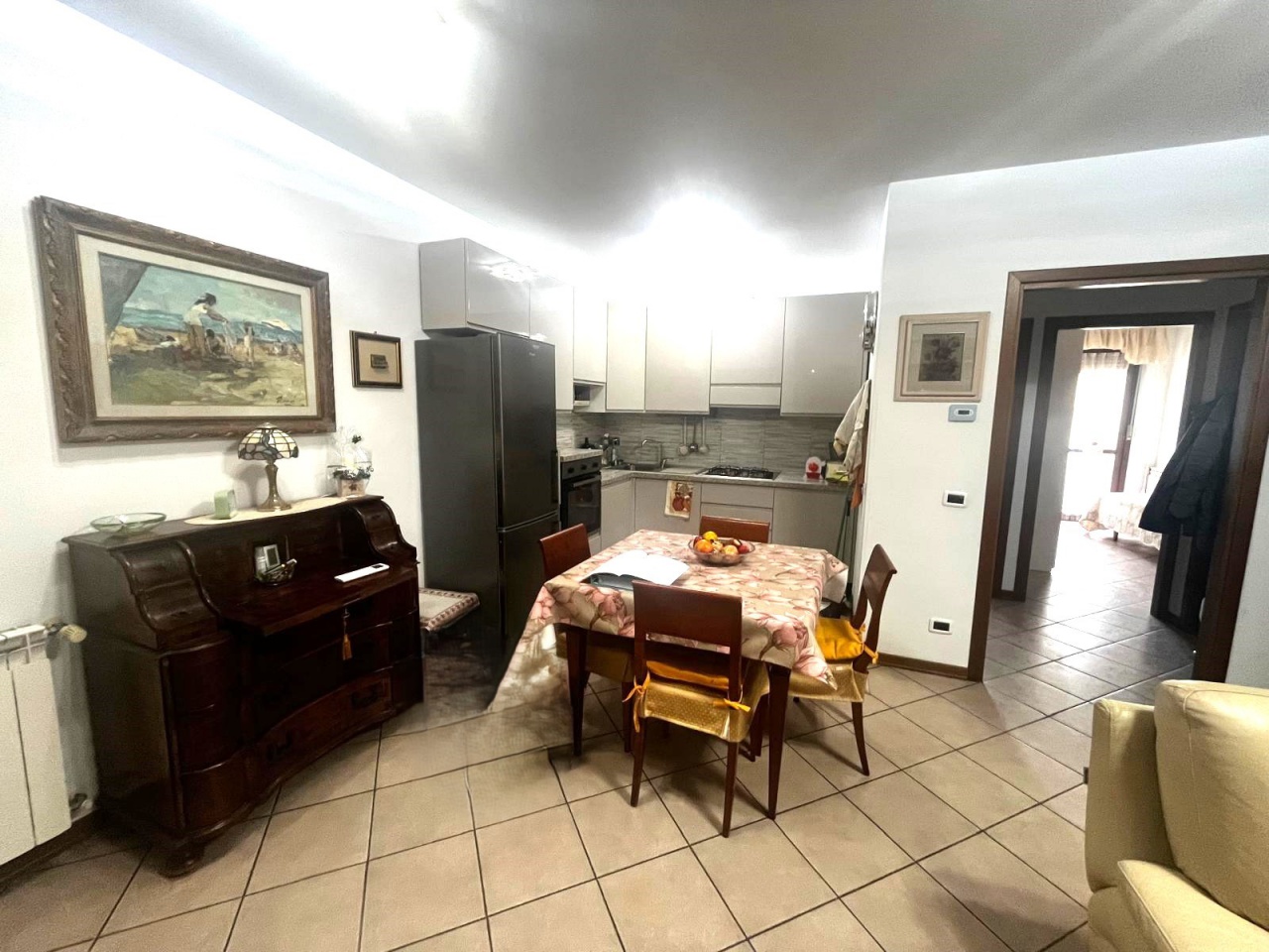 Trilocale in vendita in via lorenzo valla, Prato