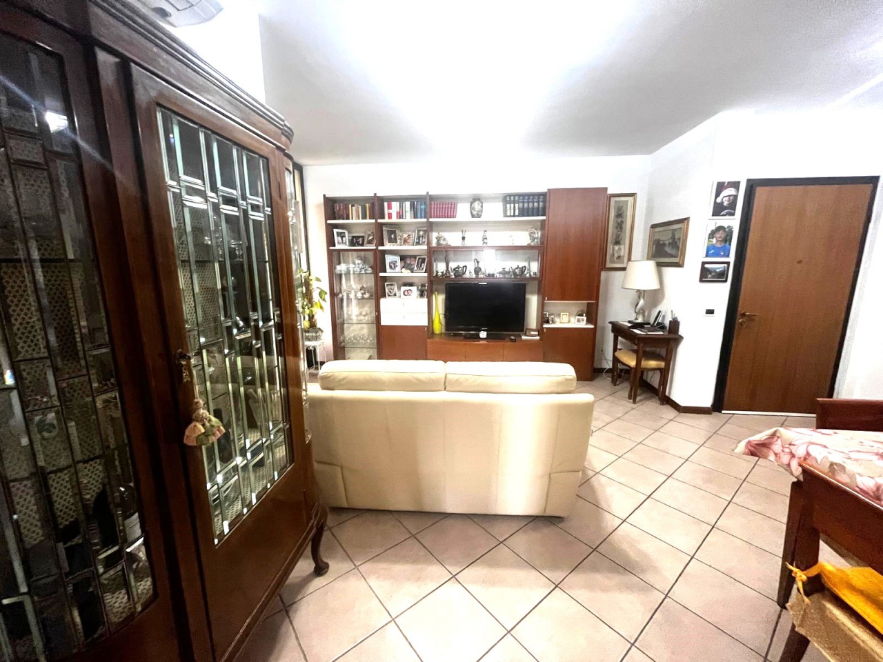 Trilocale in vendita in via lorenzo valla, Prato