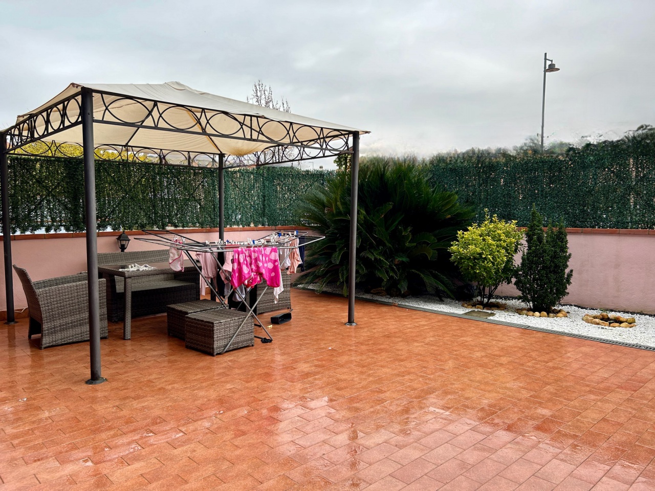 Trilocale con giardino in via guido guinizzelli, Campi Bisenzio
