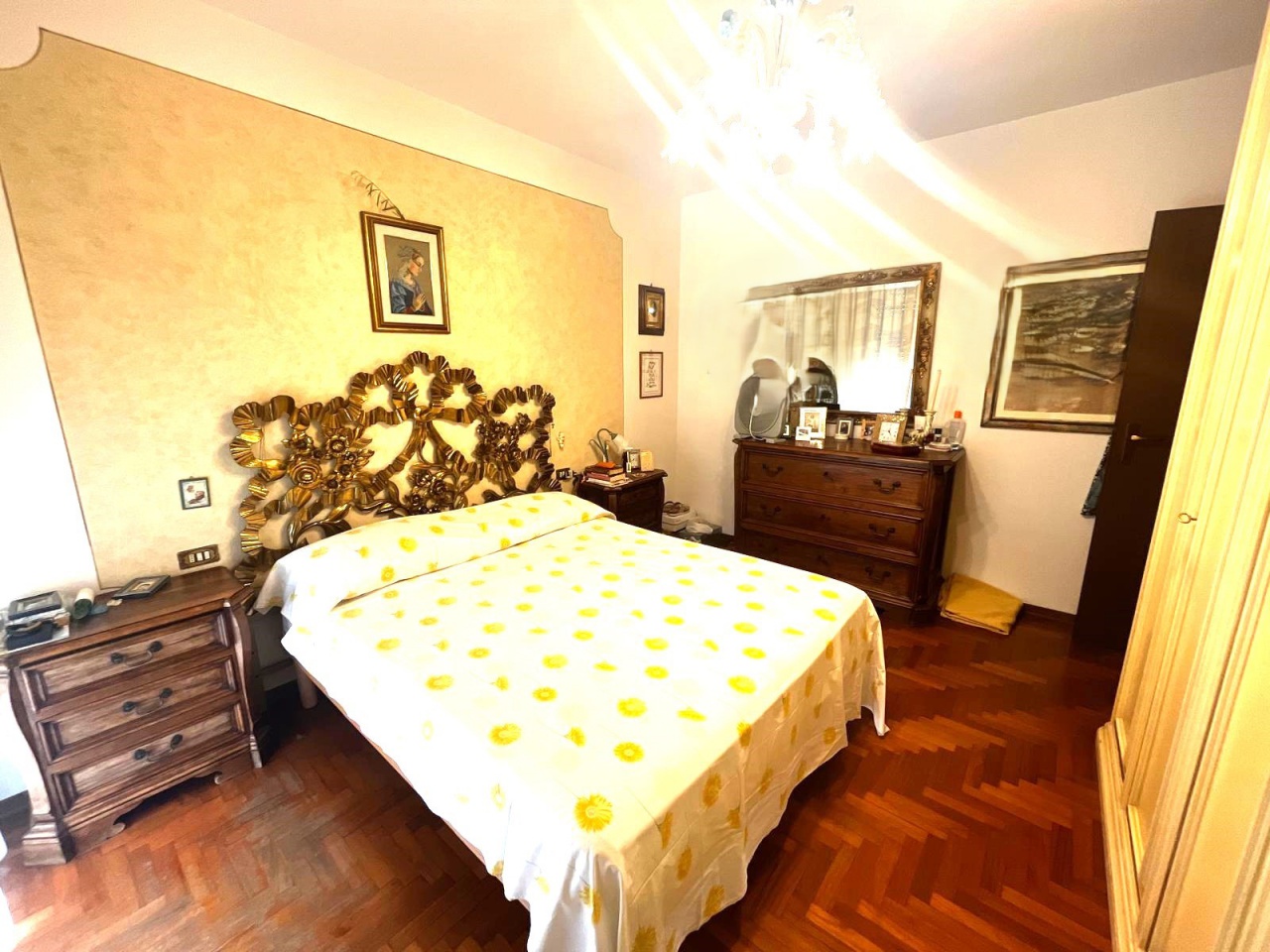 Villa con giardino in via ciro menotti, Poggio a Caiano