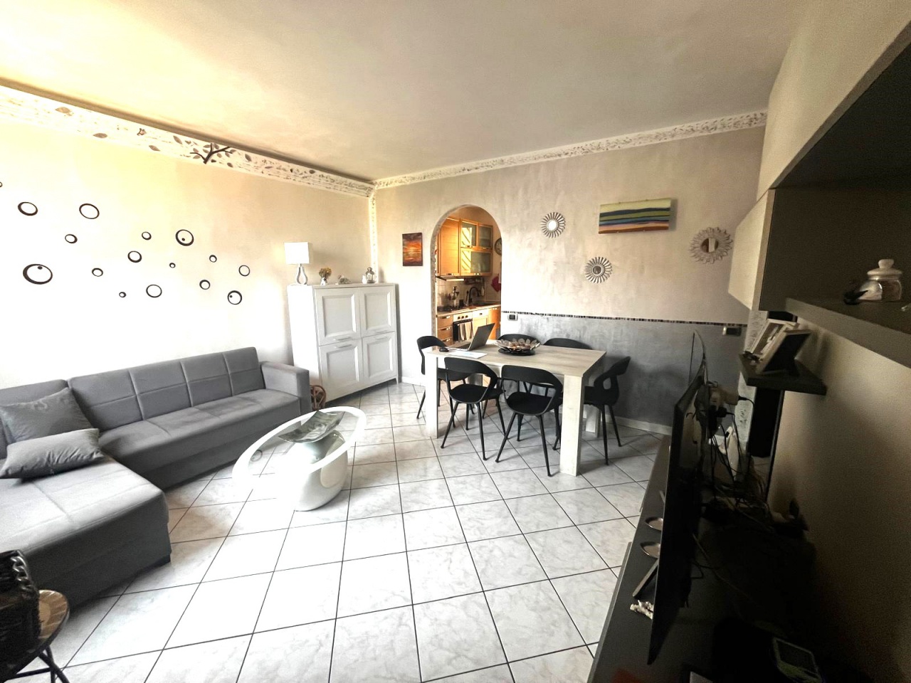 Casa indipendente con terrazzo in via delle rose, Campi Bisenzio
