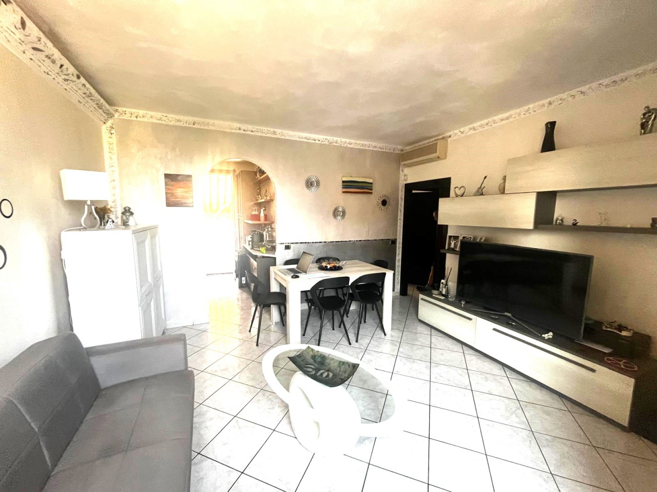 Casa indipendente con terrazzo in via delle rose, Campi Bisenzio