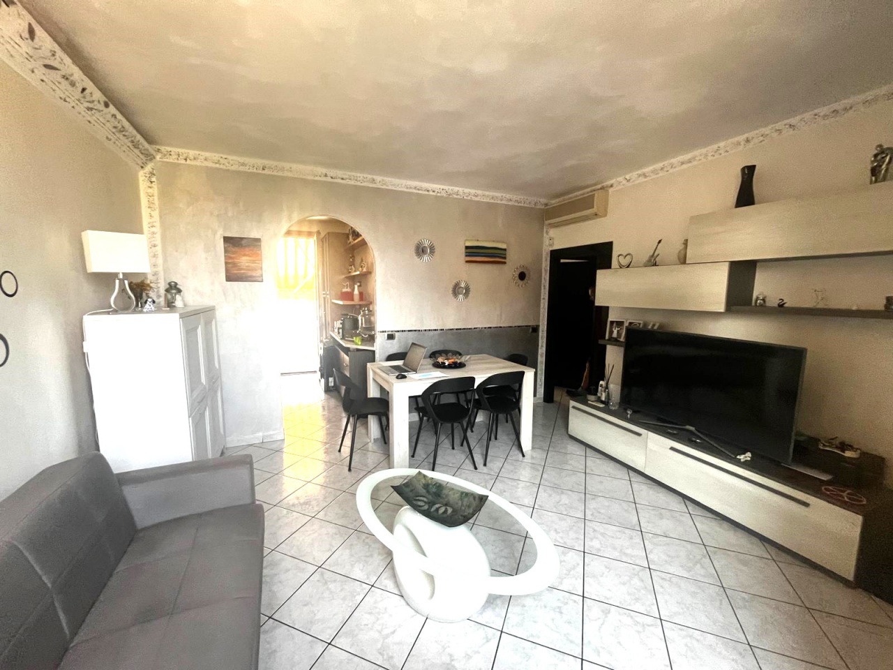 Casa indipendente con terrazzo in via delle rose, Campi Bisenzio