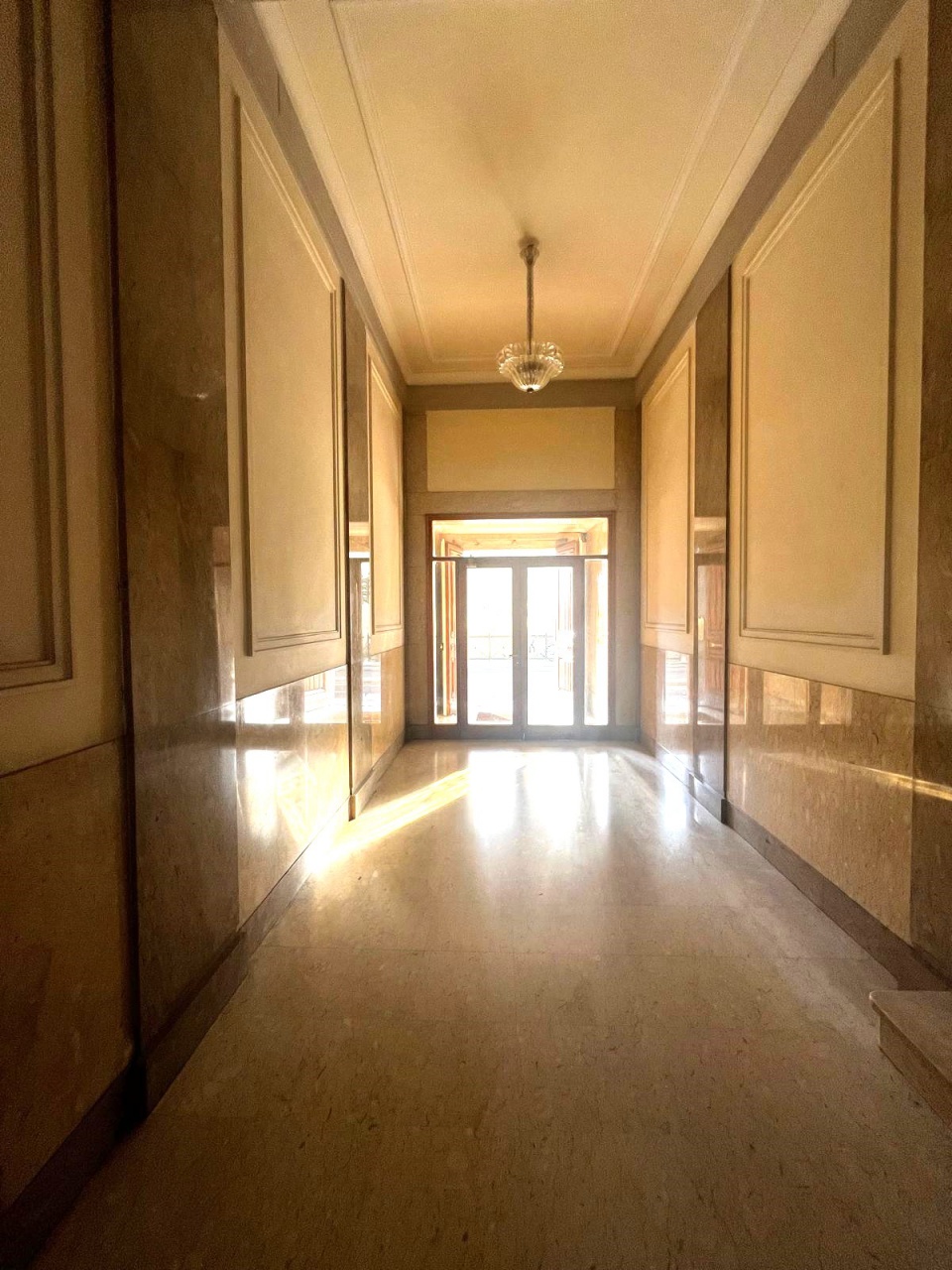 Appartamento con terrazzo in via cavour, Firenze