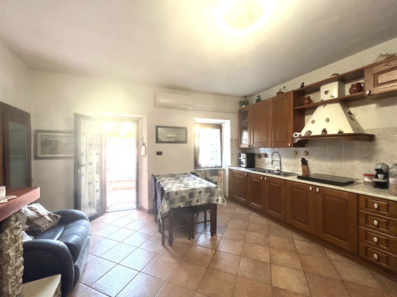 Trilocale con giardino in via degli alberti, Signa