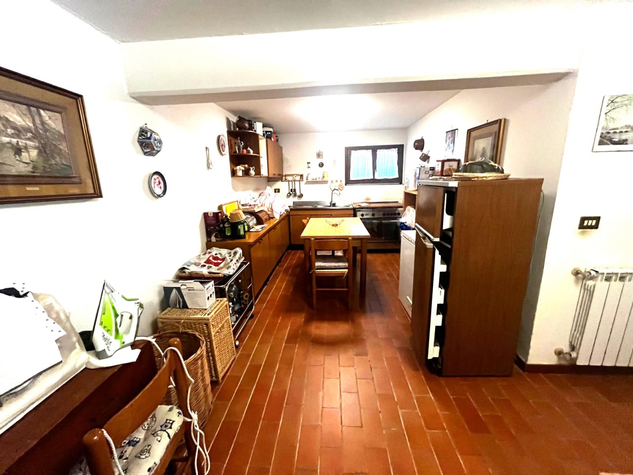 Villa con giardino in via tommaso moro, Carmignano