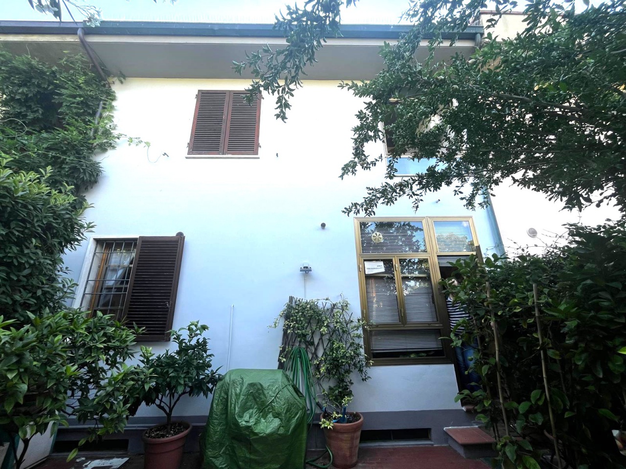 Villa con giardino in via solferino, Poggio a Caiano