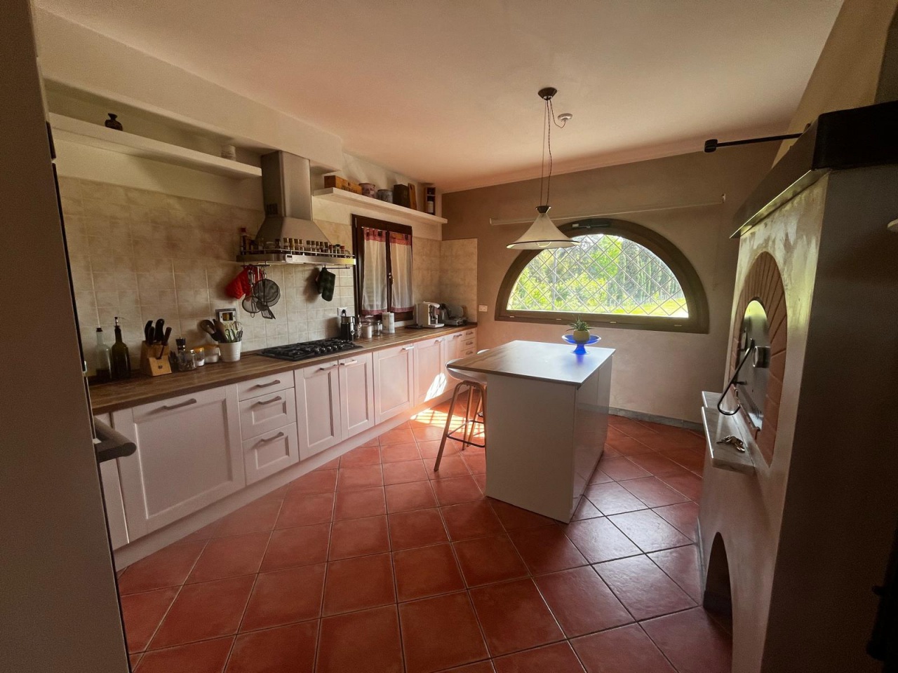 Villa con terrazzo in via san lorenzo, Campi Bisenzio