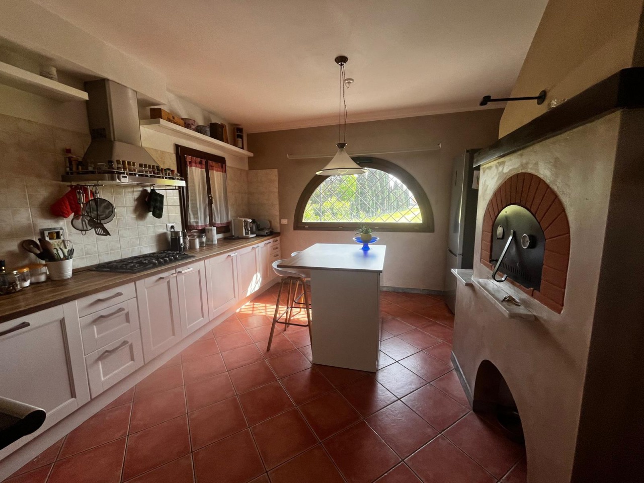 Villa con terrazzo in via san lorenzo, Campi Bisenzio