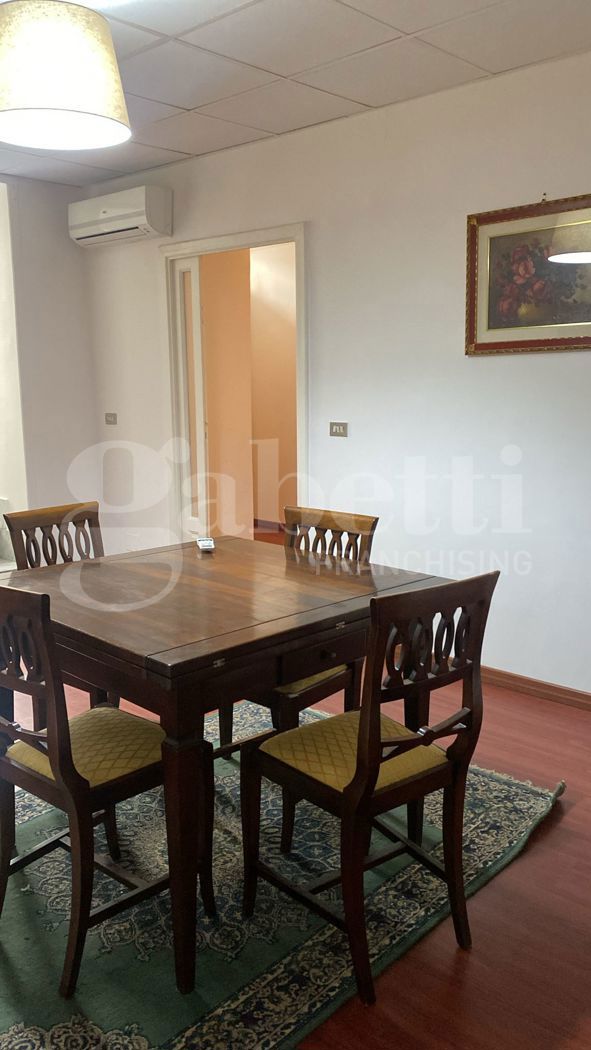 Ufficio in affitto a Aversa
