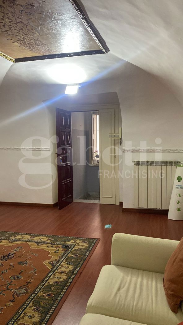 Ufficio in affitto a Aversa