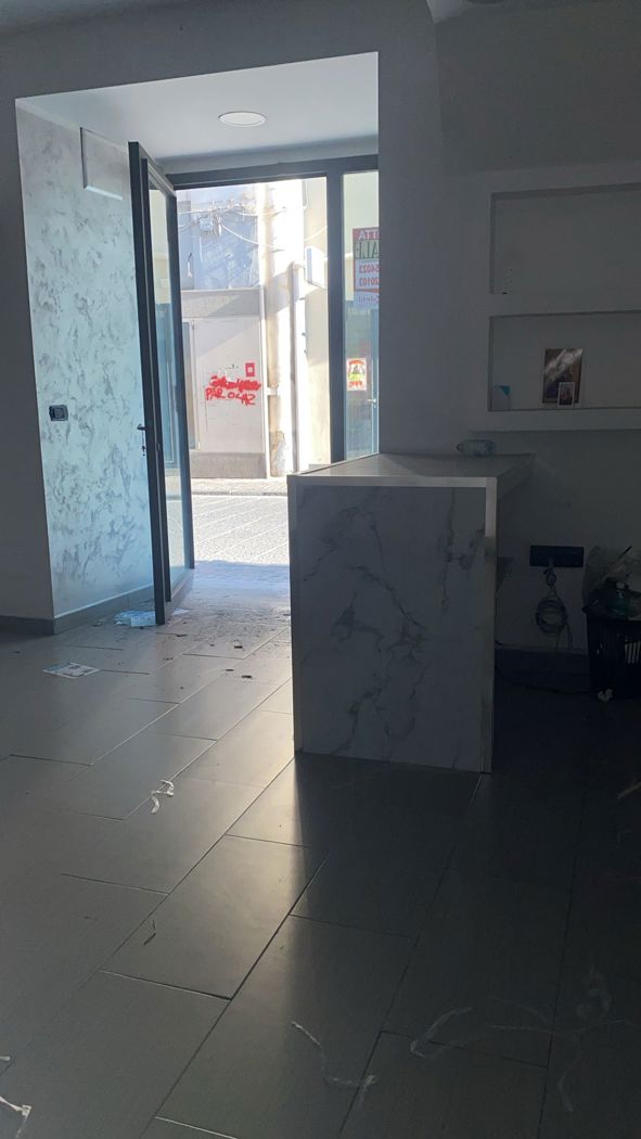 Negozio in affitto a Aversa
