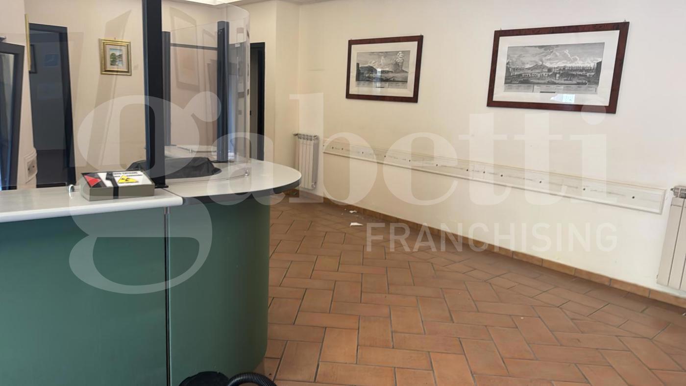 Ufficio in affitto a Aversa