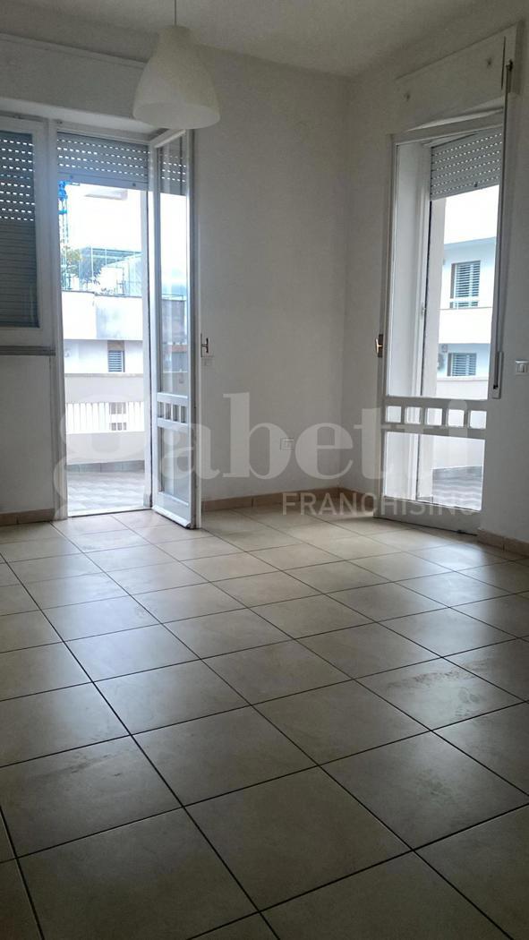 Trilocale in affitto a Aversa