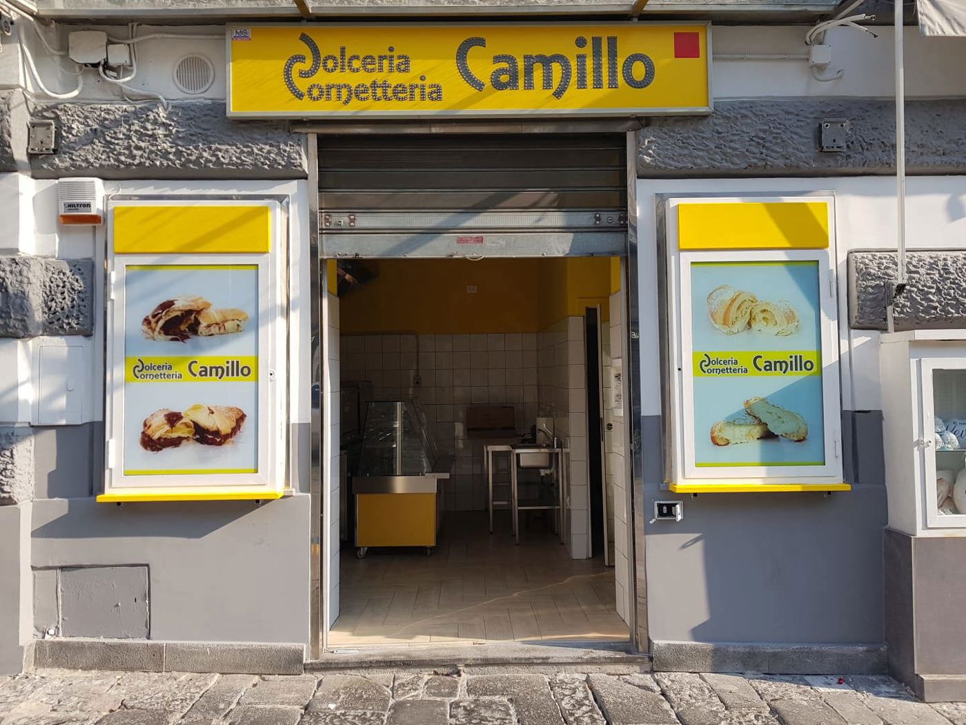 Attivit� commerciale in vendita a Aversa