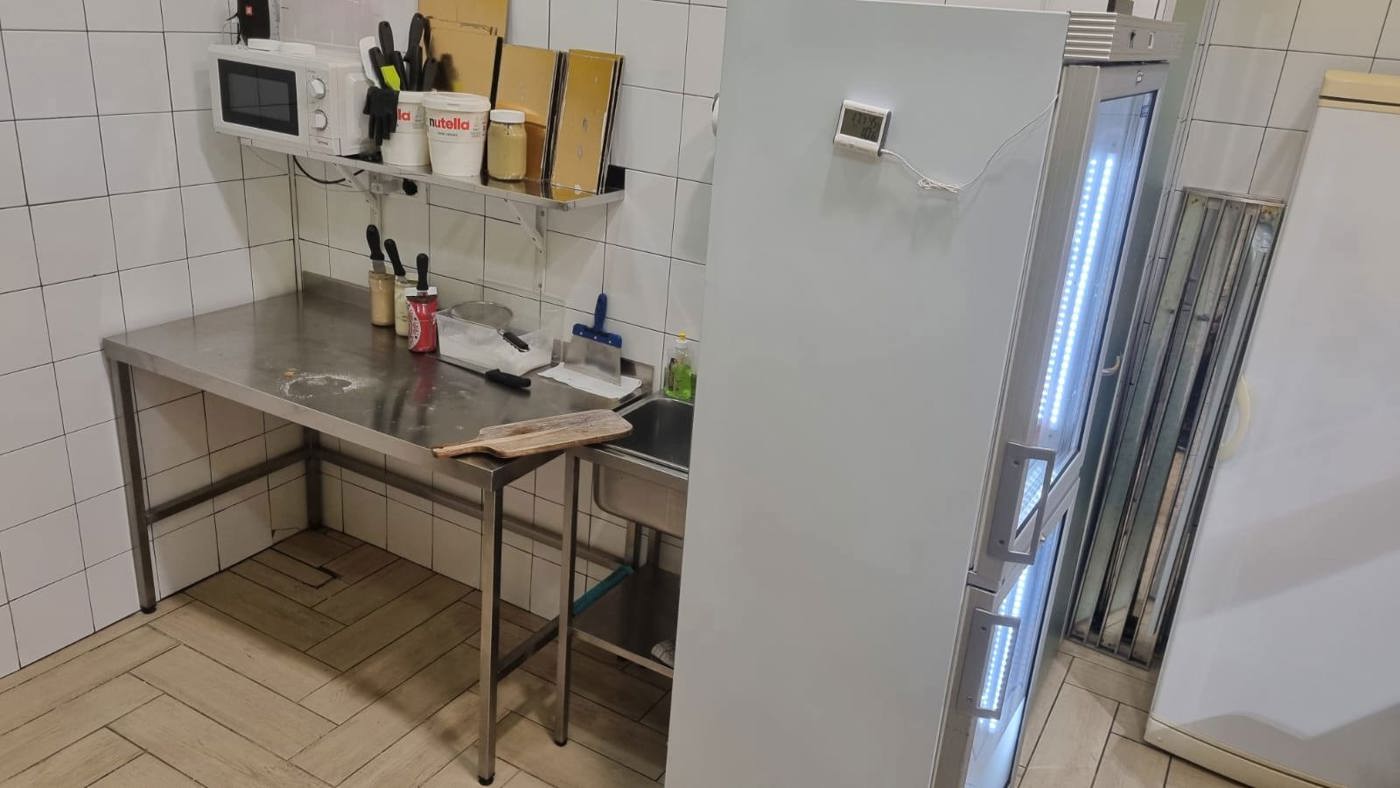 Attivit� commerciale in vendita a Aversa