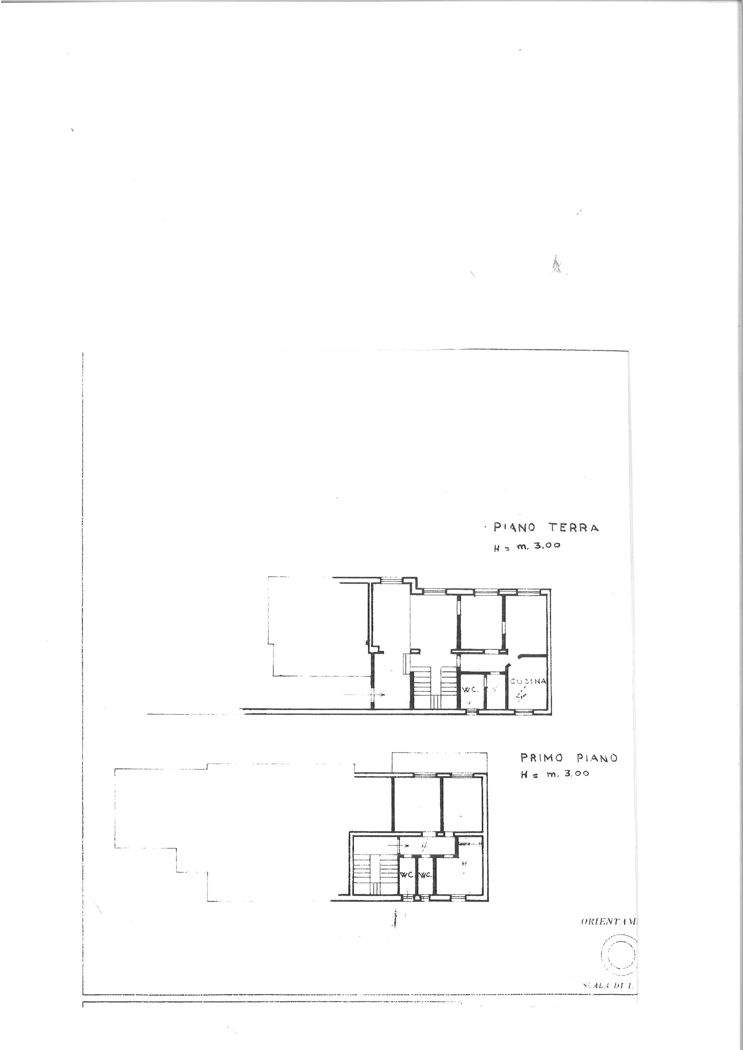 Stabile/Palazzo in vendita a Aversa