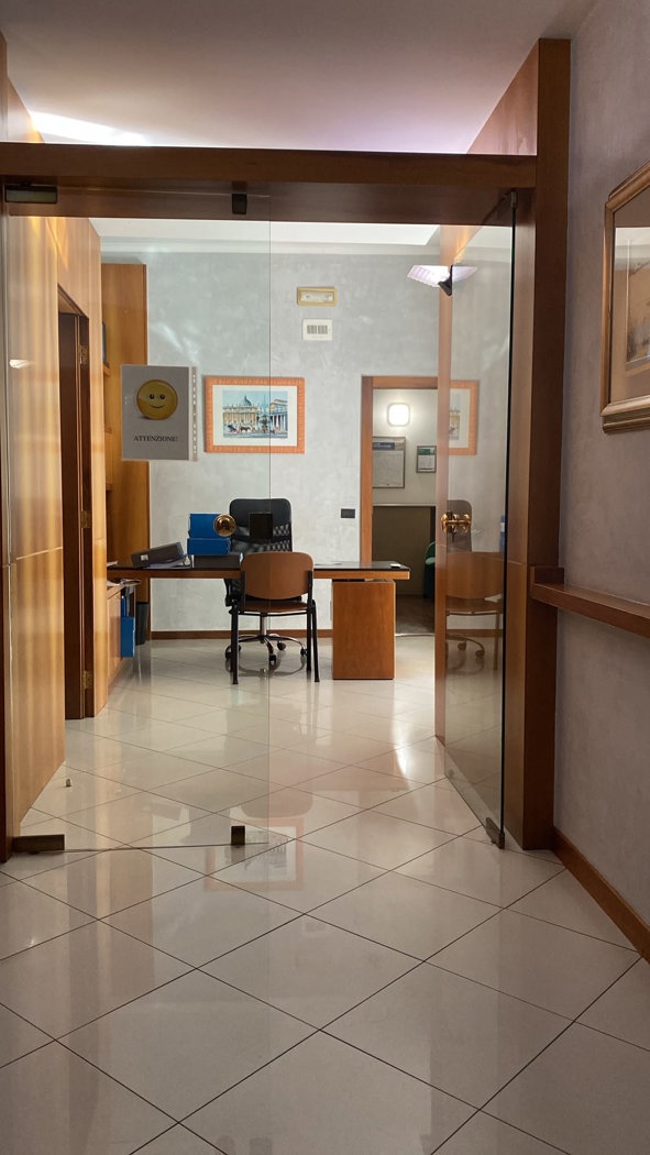 Ufficio in affitto a Aversa