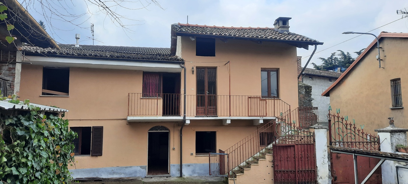 Casa indipendente con giardino a Avigliana