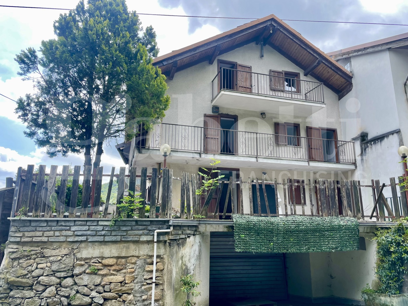 Casa indipendente con giardino a Giaveno