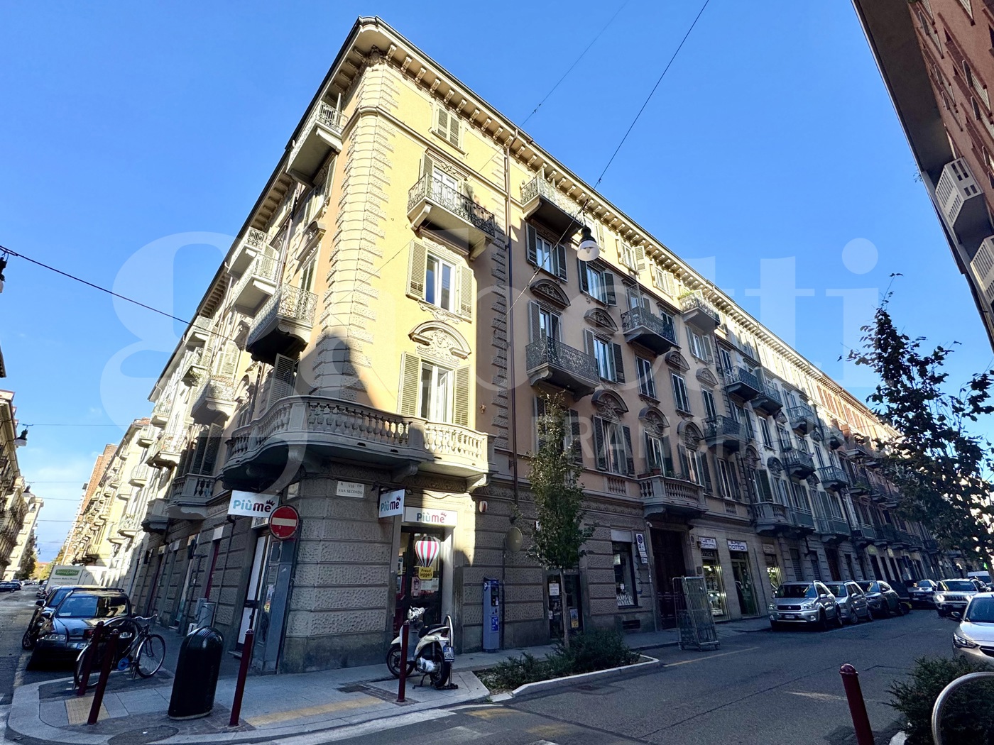 Quadrilocale da ristrutturare a Torino