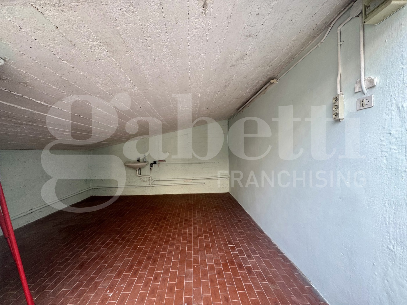 Box/Garage 17mq in vendita a Collegno