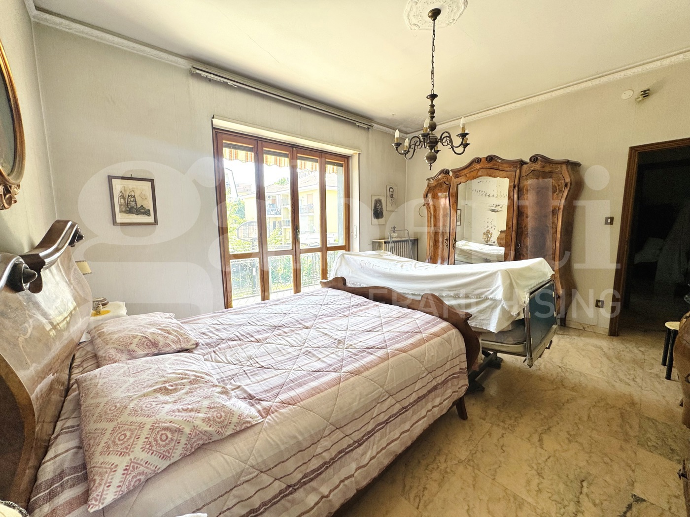 Villa Bifamiliare con giardino a Collegno