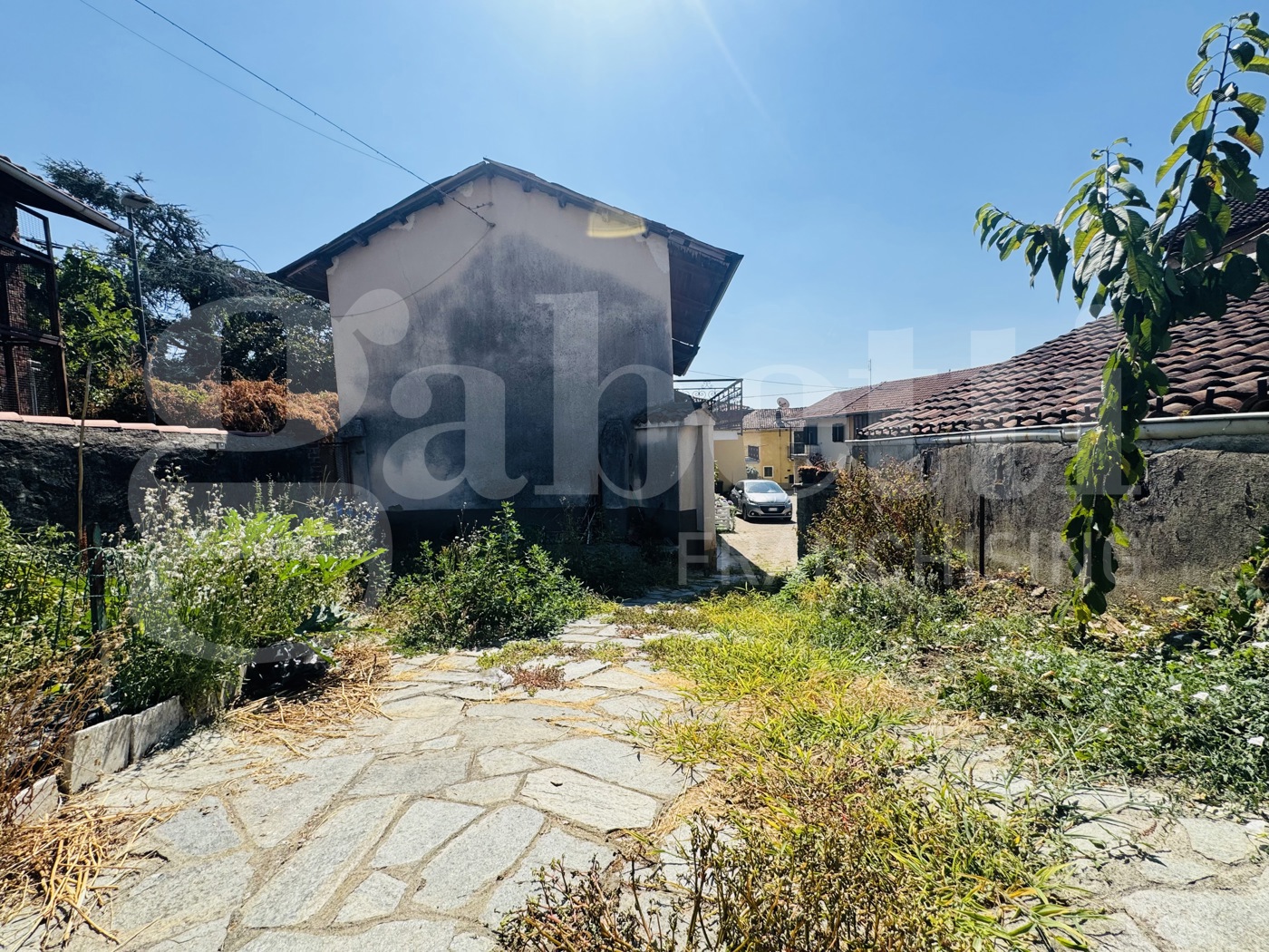 Casa indipendente con giardino a Piossasco