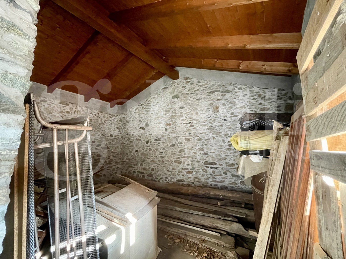 Casa indipendente con giardino a Condove