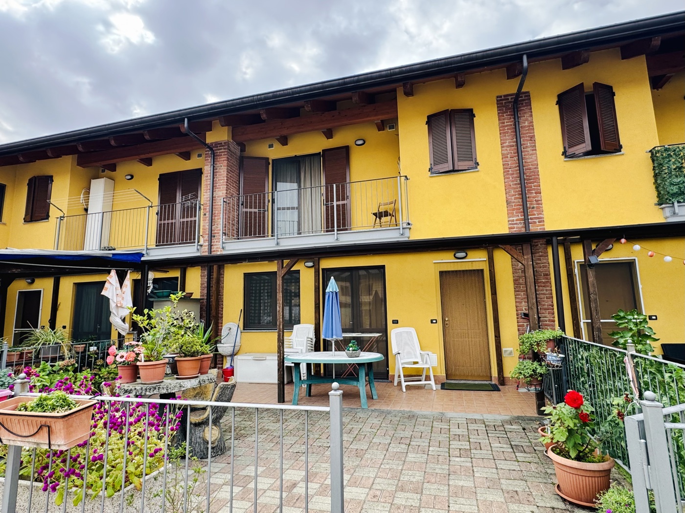 Villa con giardino a Collegno