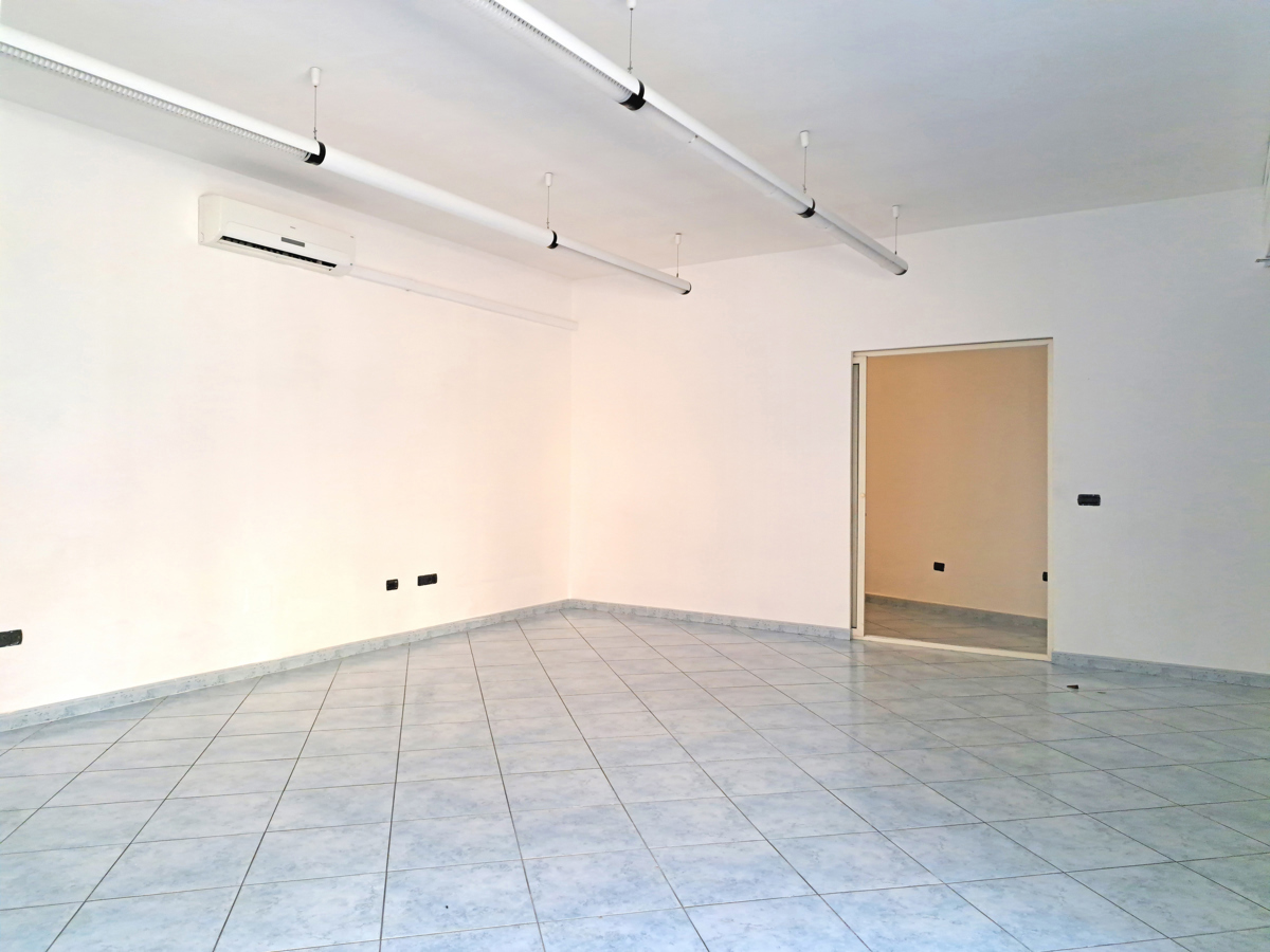 Negozio in affitto a Sanluri