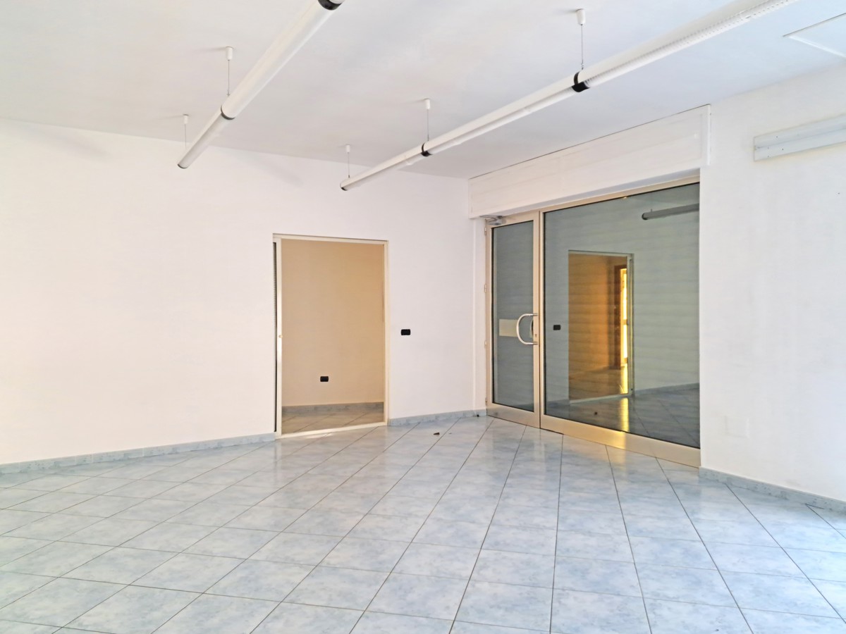 Negozio in vendita a Sanluri
