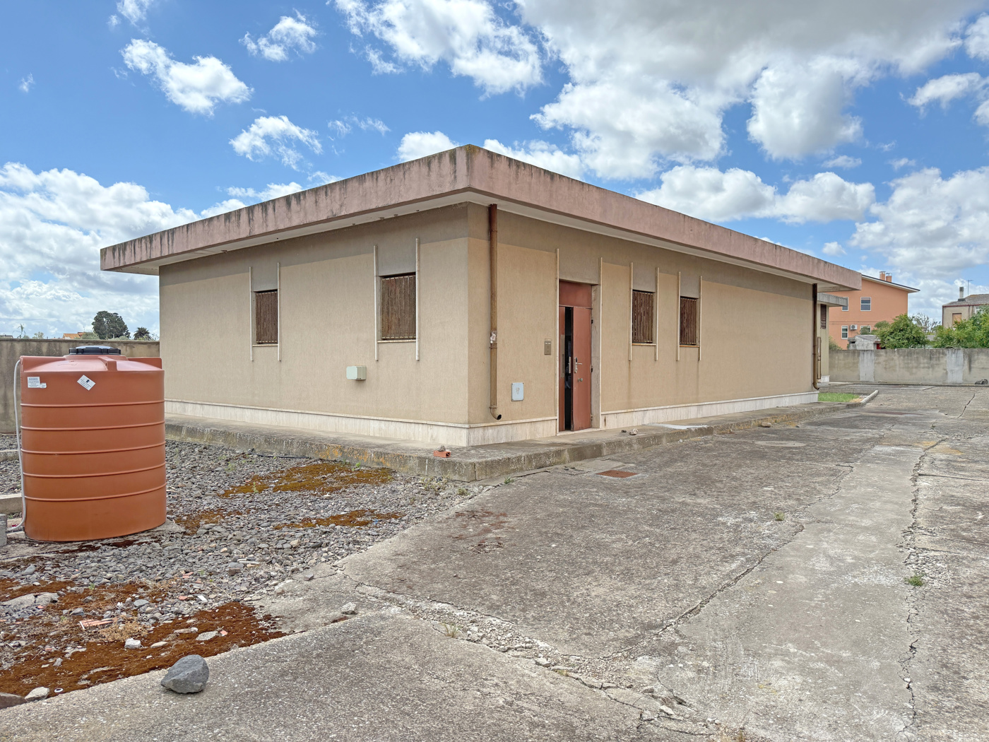 Magazzino in vendita a Uras